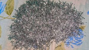 Sparkling Tinsel Centerpiece pom po