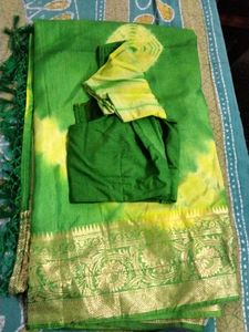 Green Tie-Dye Saree with Blouse