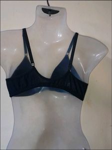 Front Open Black Bra.