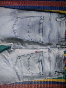 Light Wash Slim Fit Jeans