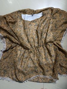 Chic Floral Print Blouse