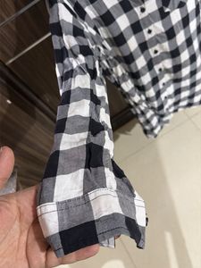Classic Black &amp; White Buffalo Check Shirt bust 42