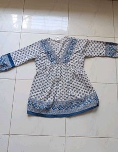 Blue &amp; White Printed Kurta