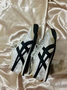 onitsuka sneaker