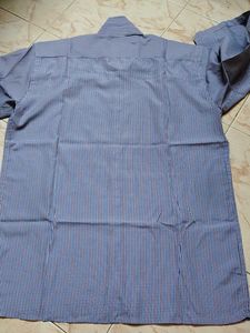 XL size Men's Checkered shirt