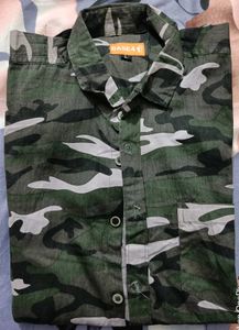 Half-sleeve Shirt