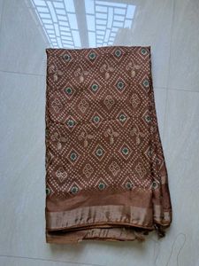 Elegant Brown Printed Silk Saree💌🍓