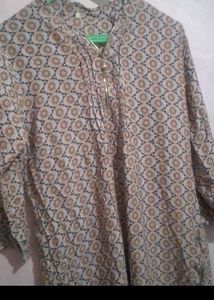 Stylish Printed Kurta with Zipper Neck