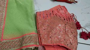 Ethnic odhani with blouse