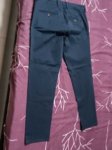 Gant Men's Dark Blue Casual Pants