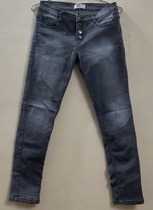 Women's Grey Textured Button-Fly Jeans