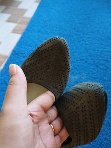 Black Pointed Shoe