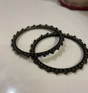 Oxidised Black Beaded Kadas