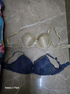 2 set of bra,