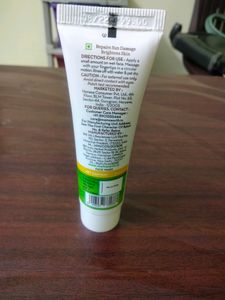 Mama Earth Ubtan Face Wash