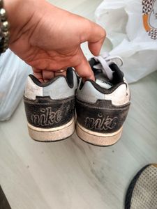 Nike Classic Sneakers