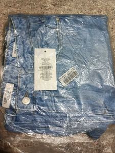 Wide-Leg Light Wash Jeans