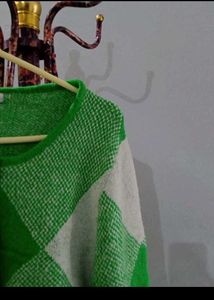 Green &amp; White Diamond Pattern Cardigan