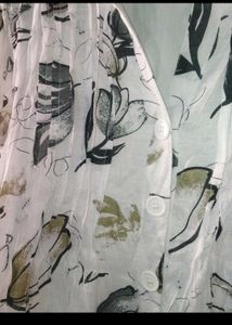Chic Floral Print Blouse