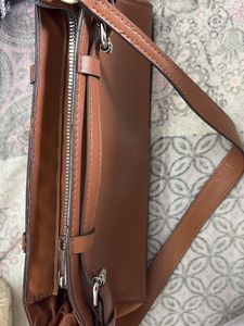 Stylish Brown Leather Shoulder Bag