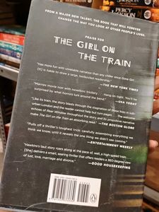 The Girl on  Train - Paula Hawkin