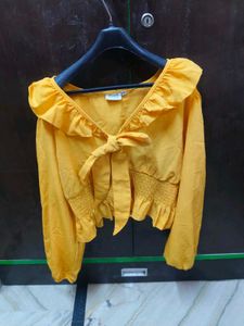 Stylish yellow top