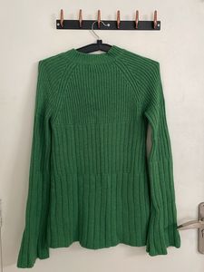 Green Wollen Sweater