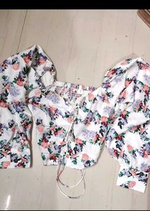 Floral Print Puff Sleeve Top