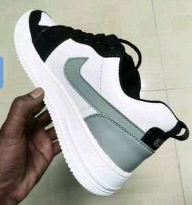 Stylish Black &amp; White Sneakers