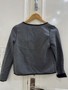 Stylish Gray Cropped Jacket