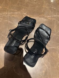 Chic Black Strappy Heeled Sandals
