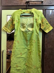 Adaah Chikankari Padded Kurta