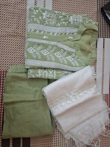 Elegant Green Embroidered Kurta set