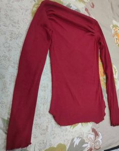 Chic Red One-Shoulder Top