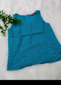 Chic Blue Eyelet Sleeveless Top