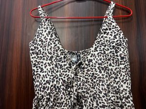 Y2K Leopard Print Sassy Top 🐆