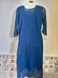 Elegant Blue Embroidered Kurta