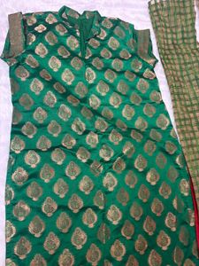 Green &amp; Gold Salwar Suit