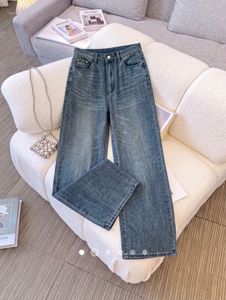 Straight-Leg Blue Jeans (26)