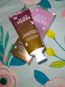 Just Herbs Lumi-Glow Strobe Cream✨