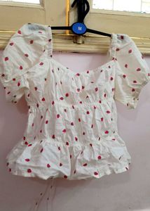 Cute Strawberry Print Cottagecore Top🤍🤍