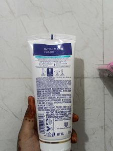Dove Dryness Care Conditioner