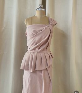 Elegant Pink One-Shoulder Gown