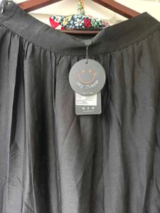 Zink London Black Embroidered Skirt