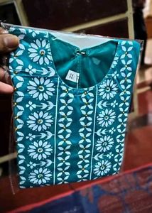 Elegant Green &amp; White Kurta Set