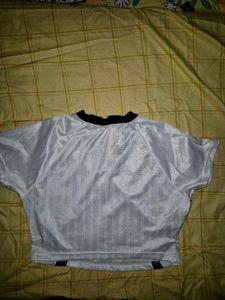 Stylish White &amp; Black Crop Top