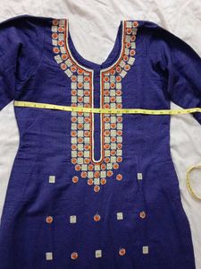 Elegant kashmiri warm Blue Embroidered Kurta Set