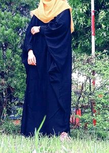 Basic Cuffed Abaaya