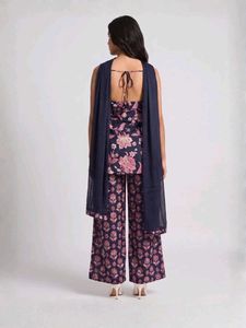 Nishorama Rhim-Jhim Deep Back Kurti Set