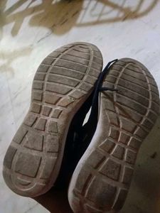 Men's Black Running Shoes